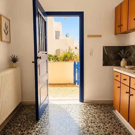 4 Minute Walk To The Budget Friendly Appartamento Naxos City
